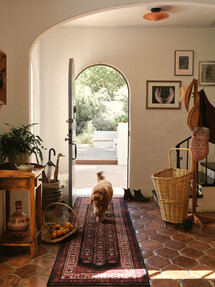 https://www.prshots.es/contents/archives/4605/1779/images/thumb350x287_auto/ruggable_250729host_1187_entry_way_lp_v3_thumb.jpg