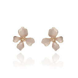 PINK PEARLISED FLOWER EARRINGS £26 BY LOVETT & CO