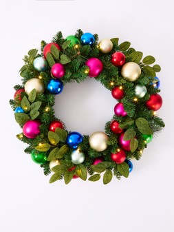 X1AC1 The Very Collection Bauble Wreath £35
