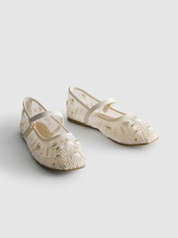 PRIMARK BALLERINA WHITE 2 £10 €13 $18 RON65 PLN55 CZK340