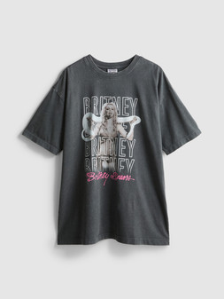 PRIMARK BRITNEY SHIRT, £10, €12, $16, RON60, PLN50, CZK310 (2)