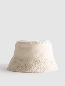 PRIMARK CROCHET BUCKET CREAM £5 €6 $9 RON30 PLN26 CZK155