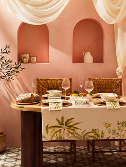 PRIMARK EDIT TABLECLOTH WHITE £26 €30 RON145 PLN130 CZK780
