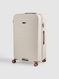 PRIMARK HARDSHELL SUITCASE ECRU £45 €60 $62.50 RON295 PLN260 CZK1560