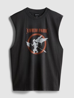 PRIMARK LINKIN PARK TANK, £12, €14, $18, RON70, PLN60, CZK365 (2)
