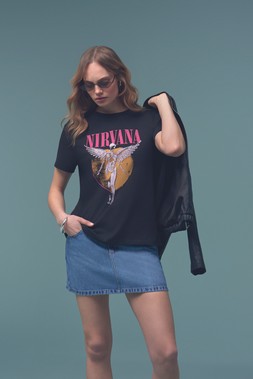 PRIMARK NIRVANA TEE BLACK £6 €7 NE€8 $10 RON34 PLN30 CZK180