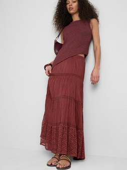PRIMARK PRESENTS PAU ECHE PE PRAIRIE CRINKLE MID SKIRT, £18, €20, $27, RON100, PLN90, CZK520, HUF7500 (3)