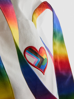PRIMARK PRIDE CANVAS BAG £3, €4, $7, RON20, PLN17, CZK105 (2)