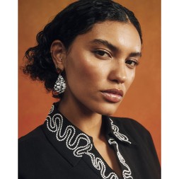 RI Black Shell Stone Drop Earrings £16