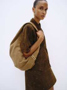 https://www.prshots.es/contents/archives/98/201/images/thumb350x287_auto/marks_amp-spencer_ms-per-una-shirt-299-may-per-una-skirt-149-mar_2026d_thumb.jpg