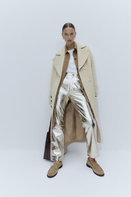 https://www.prshots.es/contents/archives/98/201/images/thumb350x287_auto/marks_amp_spencer_autograph-coat-179-autograph-shirt-129-autogr__67371_thumb.jpg