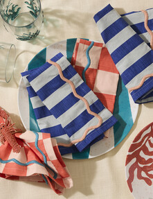 https://www.prshots.es/contents/archives/98/201/images/thumb350x287_auto/marks_amp_spencer_ms-home-summer-stripes_thumb.jpg